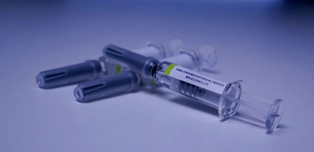 少打一针！！！单针新冠疫苗获批
